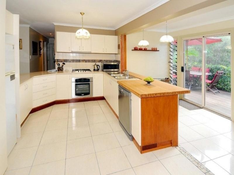 343 Kiel Mountain Road, Kiels Mountain QLD 4559