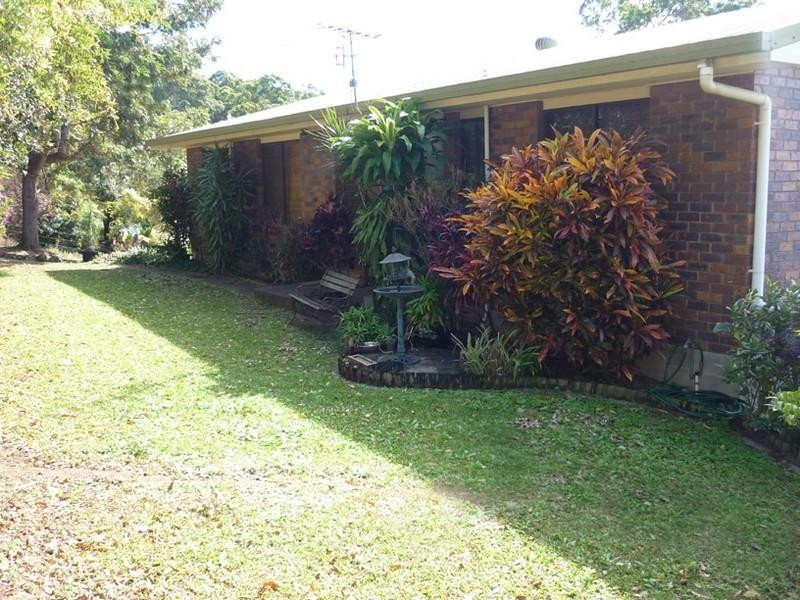 83 Francis Road, Bli Bli QLD 4560