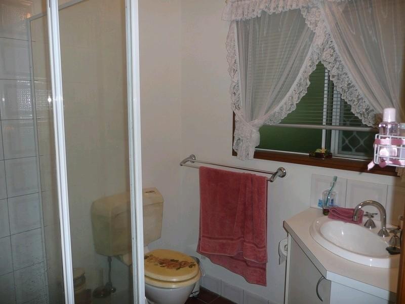 6 Kay Avenue, Bli Bli QLD 4560