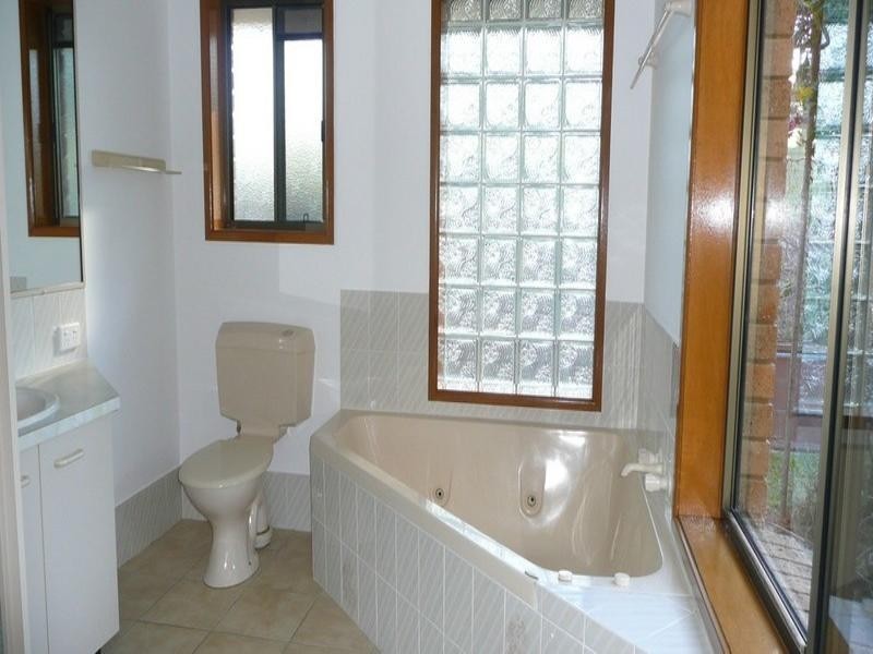 1 Camelot Court, Bli Bli QLD 4560