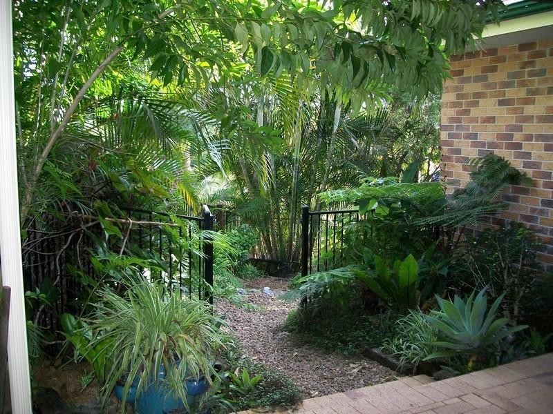 2/1 Kris Court, Bli Bli QLD 4560