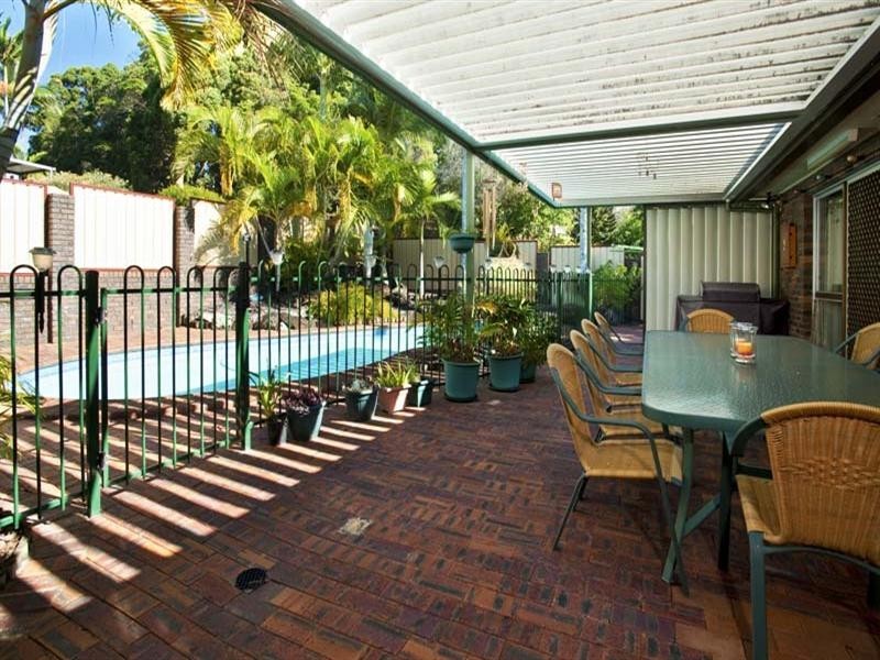 13 Ellesmere Avenue, Bli Bli QLD 4560