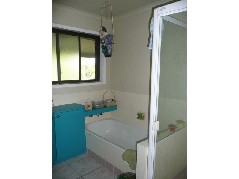 72 Atkinson Road, Bli Bli QLD 4560