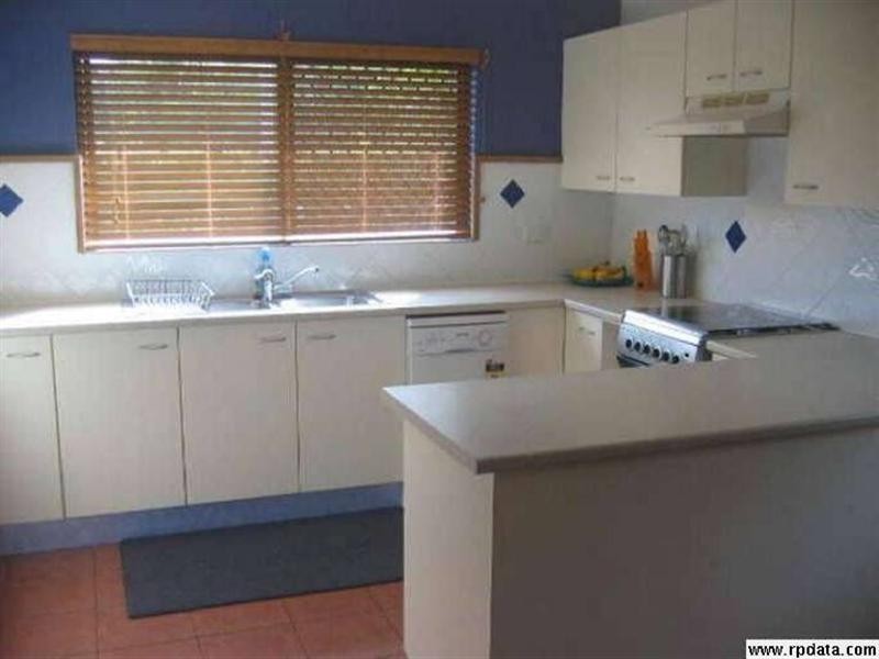 8 Avocado Crescent, Bli Bli QLD 4560
