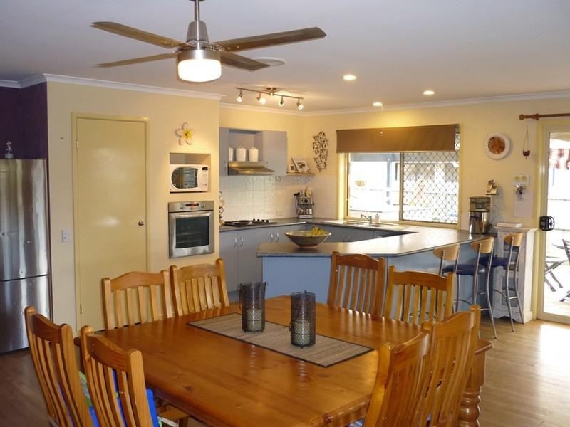 18 Bellevue Street, Bli Bli QLD 4560