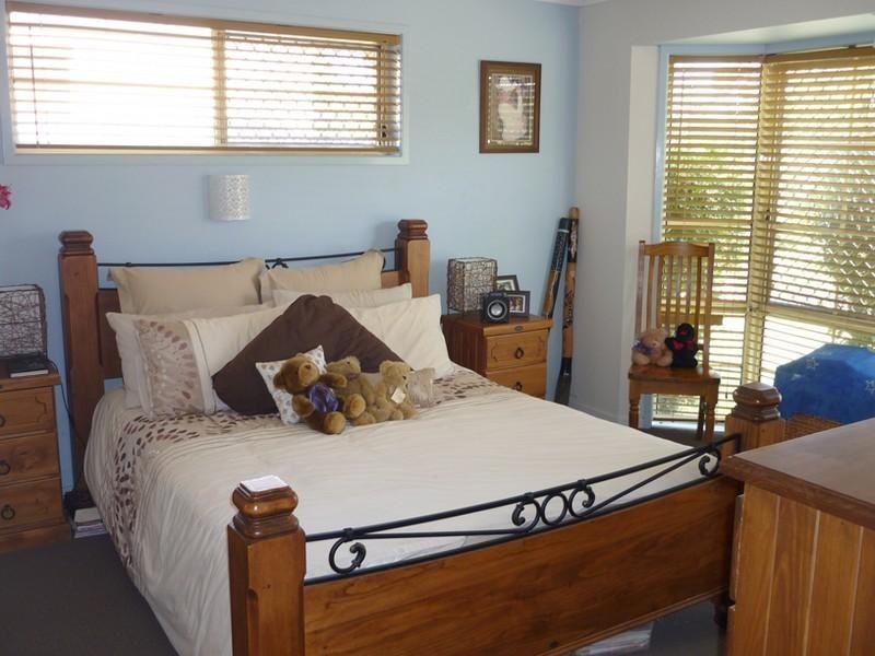 18 Bellevue Street, Bli Bli QLD 4560