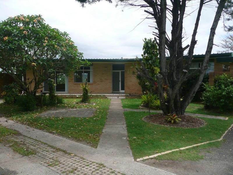 90 Francis Road, Bli Bli QLD 4560