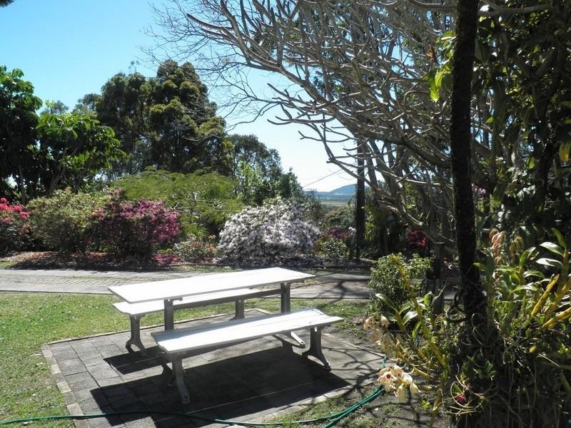 90 Francis Road, Bli Bli QLD 4560