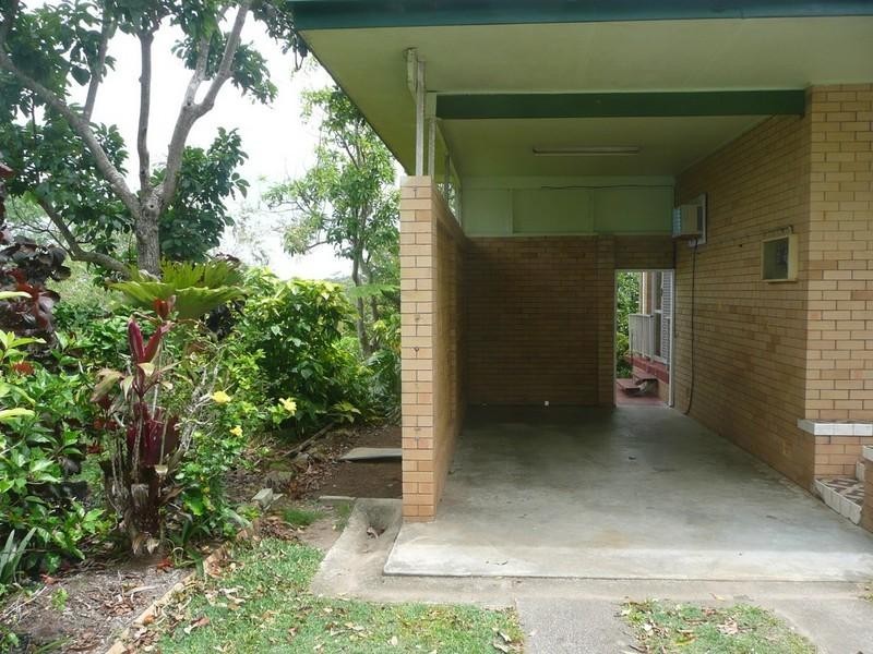90 Francis Road, Bli Bli QLD 4560