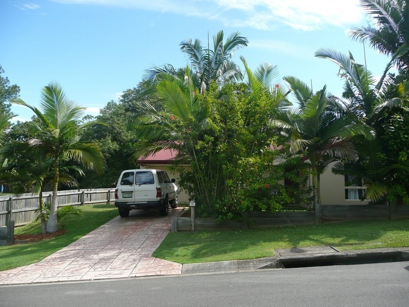 16 McCall Place, Bli Bli QLD 4560