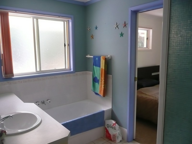 16 McCall Place, Bli Bli QLD 4560