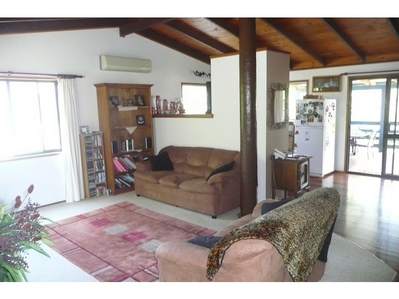 25 Avocado Crescent, Bli Bli QLD 4560