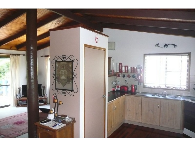 25 Avocado Crescent, Bli Bli QLD 4560