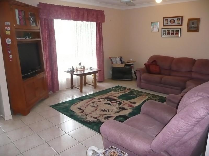 17 Bellevue Street, Bli Bli QLD 4560