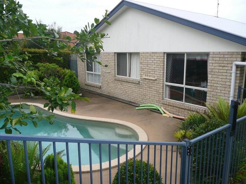 17 Bellevue Street, Bli Bli QLD 4560