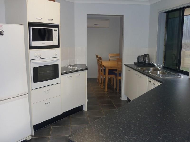 5 Bellevue Street, Bli Bli QLD 4560