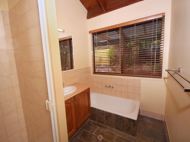 104 Camp Flat Road, Bli Bli QLD 4560