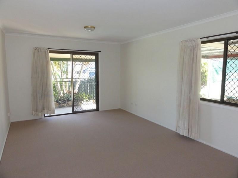 6 Boroko Place, Bli Bli QLD 4560