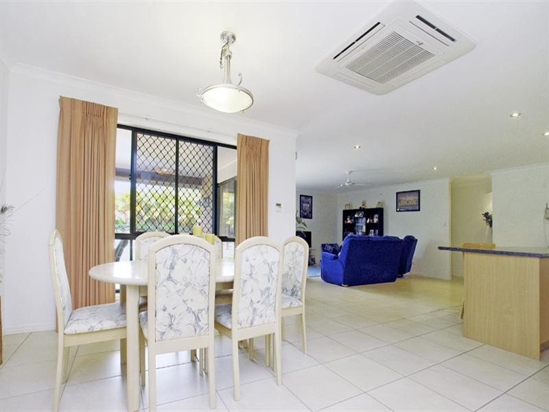 3 Feathertail Street, Bli Bli QLD 4560