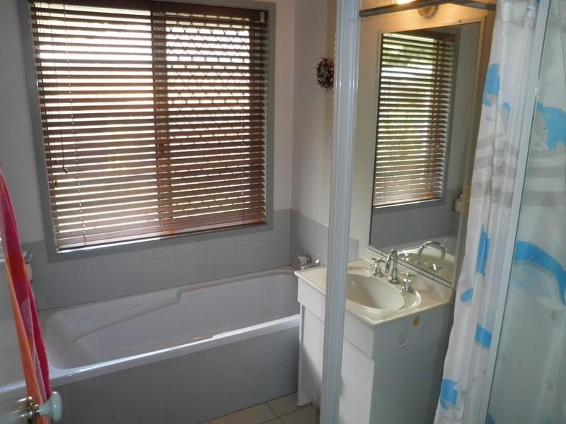 2 Connor Court, Bli Bli QLD 4560