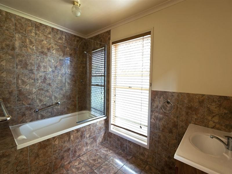 8 Tidan Court, Bli Bli QLD 4560