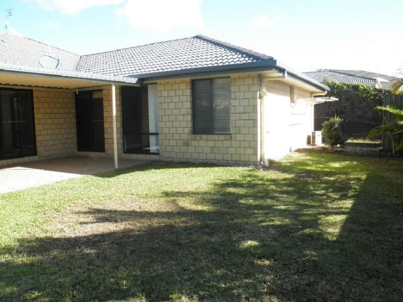 34 Parklakes Drive, Bli Bli QLD 4560