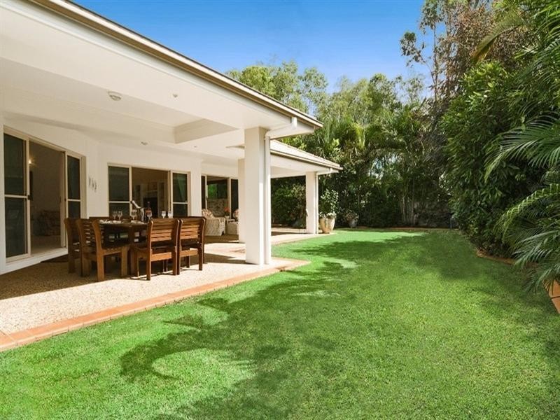 18 Wattlebird Drive, Twin Waters QLD 4564