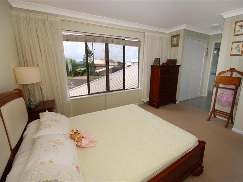 66 Willis Road, Bli Bli QLD 4560