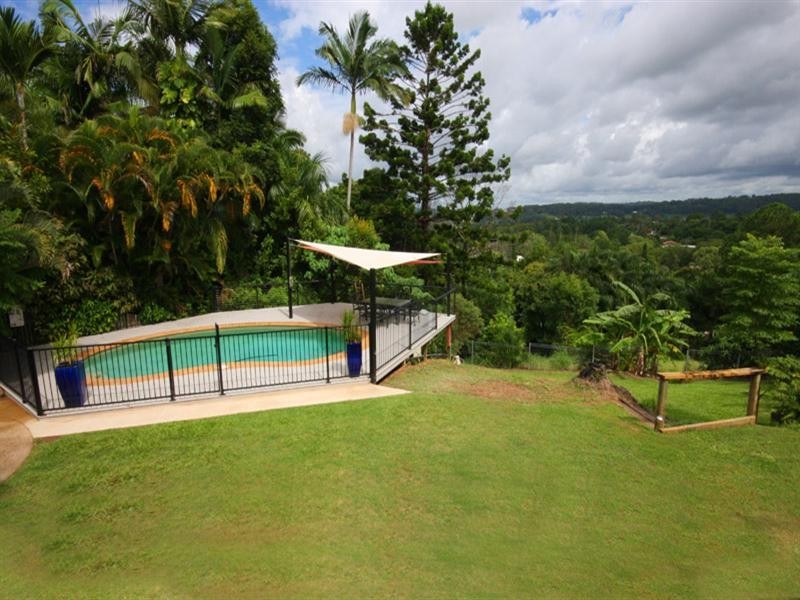 66 Willis Road, Bli Bli QLD 4560
