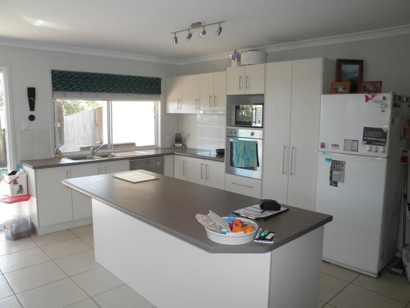 1/8 Flooded Gum Court, Bli Bli QLD 4560