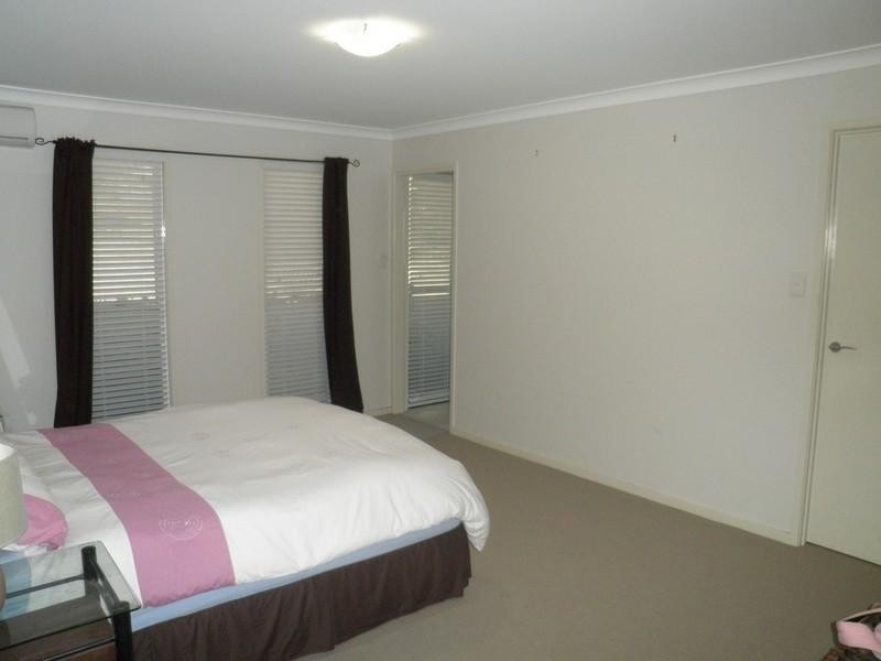 1/8 Flooded Gum Court, Bli Bli QLD 4560