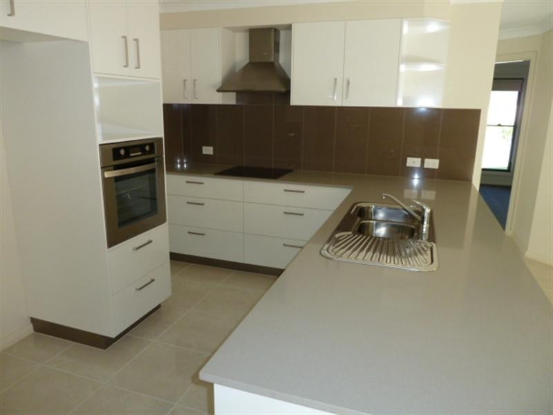 2/12 Ginger Bell Avenue, Bli Bli QLD 4560