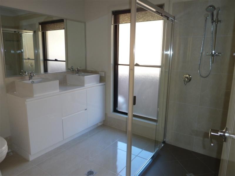 2/12 Ginger Bell Avenue, Bli Bli QLD 4560