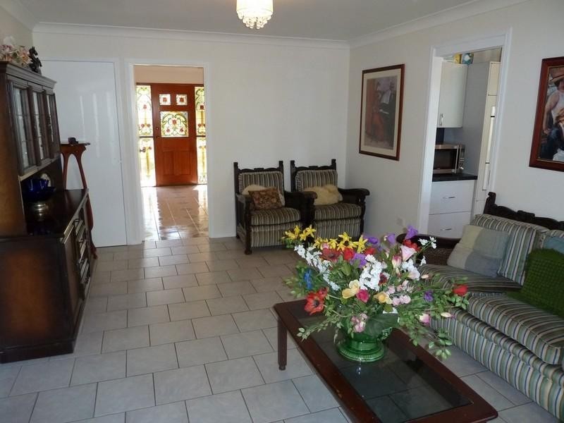 39 Wharf Road, Bli Bli QLD 4560