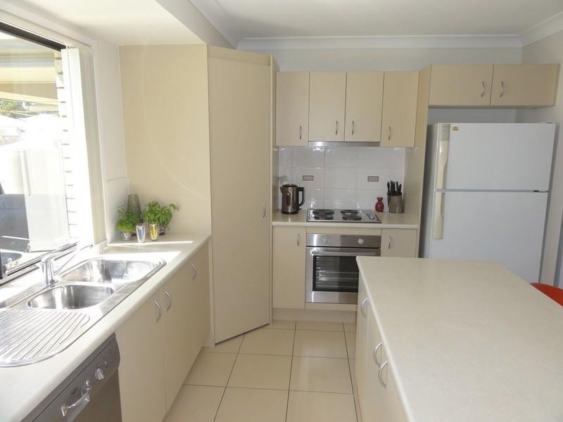 7 Prospect Place, Cooroy QLD 4563