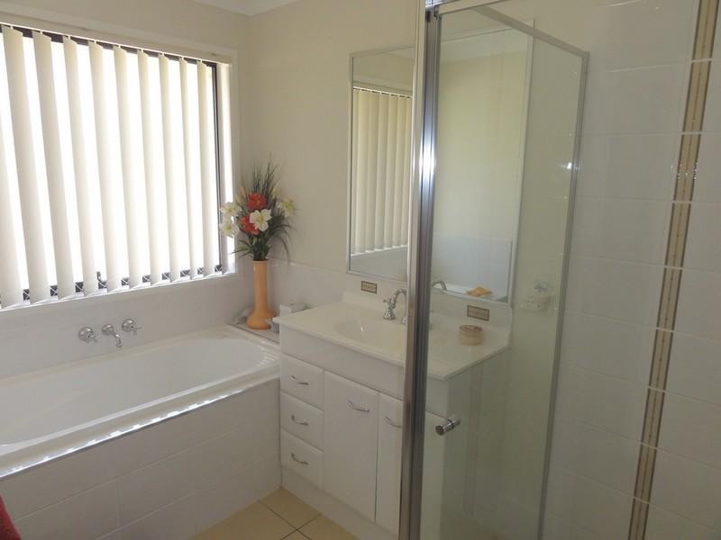 7 Prospect Place, Cooroy QLD 4563