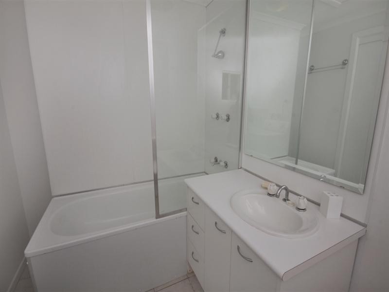 2 Willis Road, Bli Bli QLD 4560