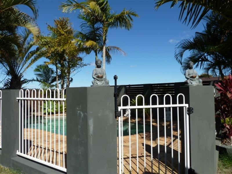 18 Mona Court, Bli Bli QLD 4560