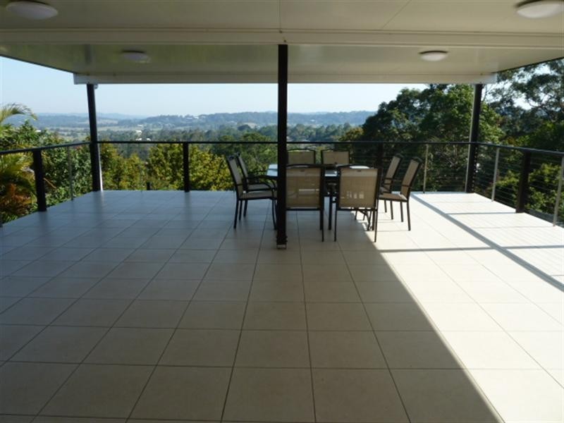 62 Willis Road, Bli Bli QLD 4560