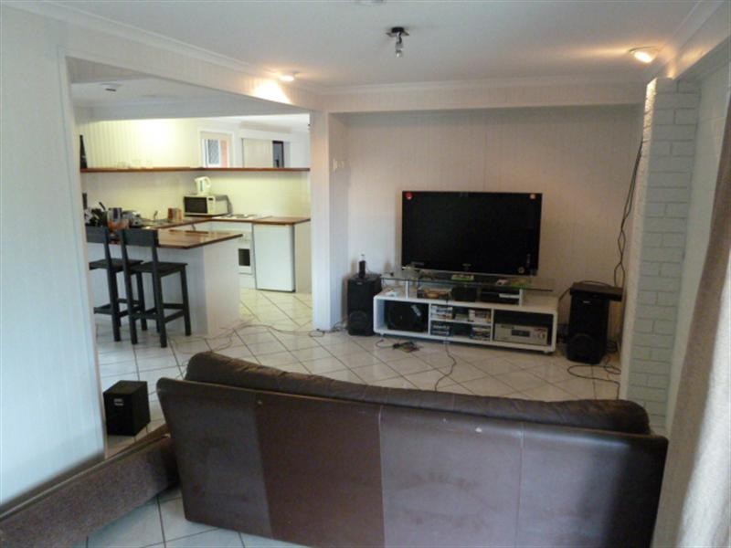 17 Kokoda Avenue, Bli Bli QLD 4560