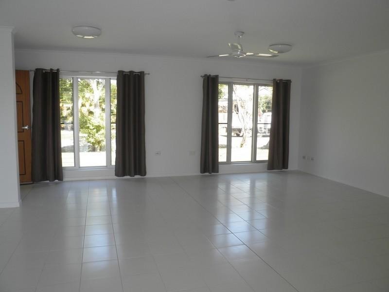 22 Sycamore Street, Mudjimba QLD 4564
