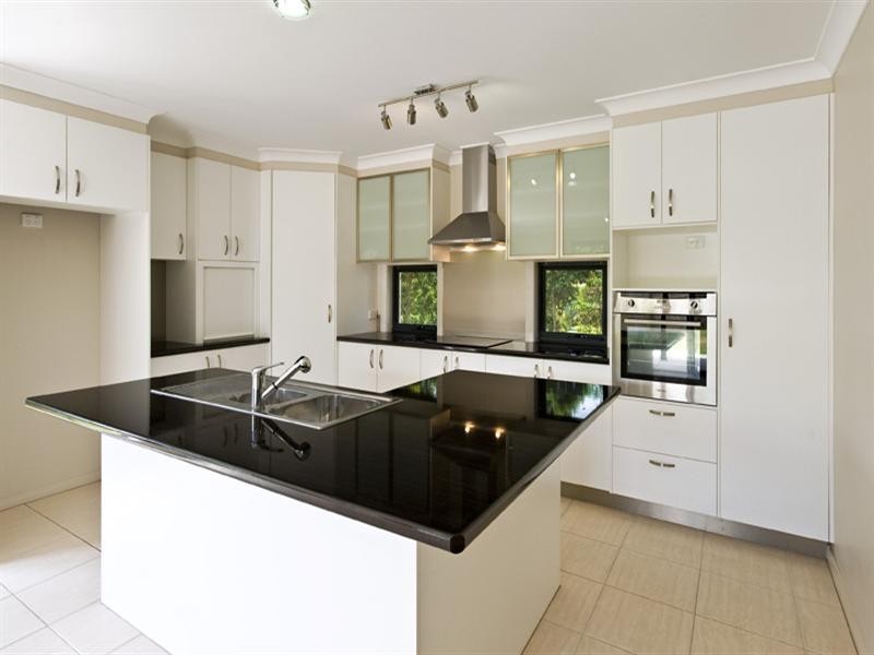 9 Parklakes Drive, Bli Bli QLD 4560