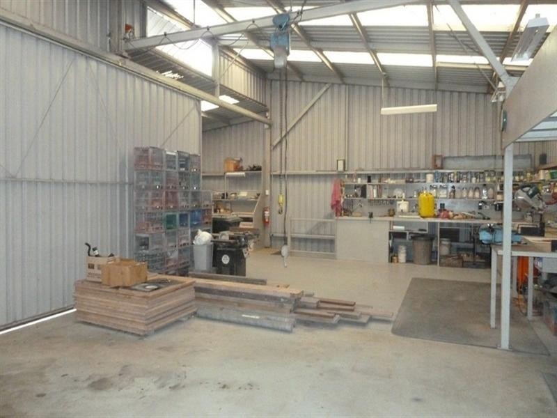 13-15 Seymour Close, Rosemount QLD 4560