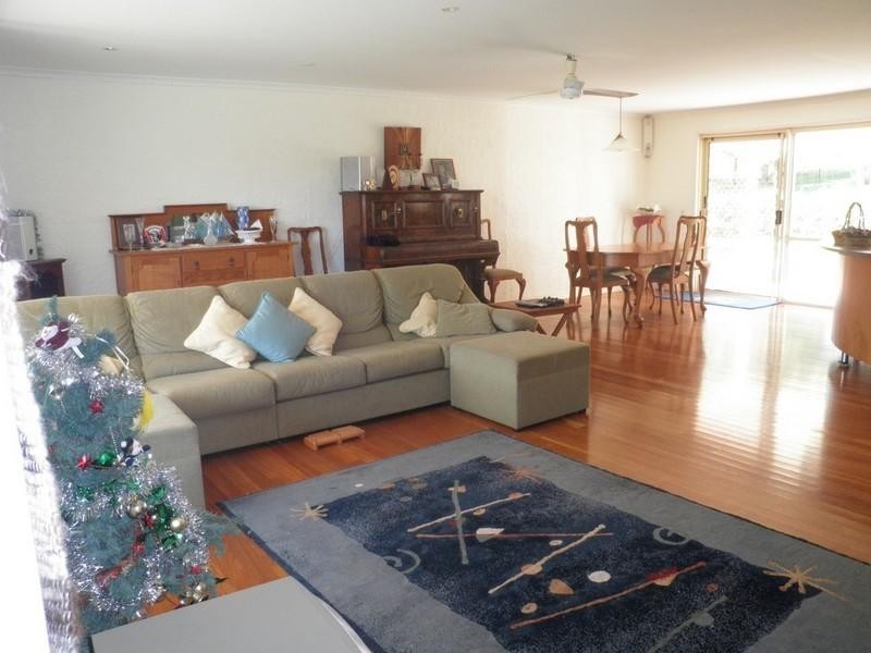 18 Stoney Wharf Road, Bli Bli QLD 4560