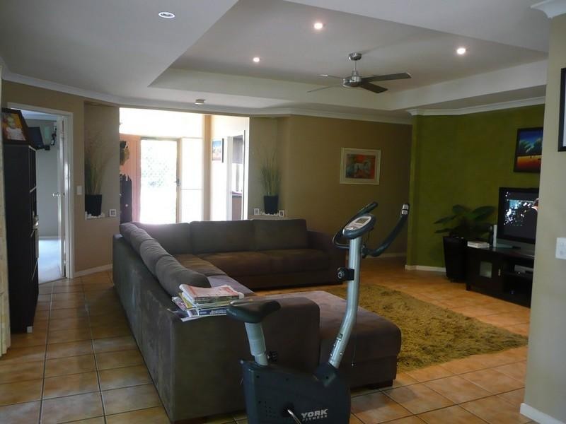 16 Bellevue Street, Bli Bli QLD 4560