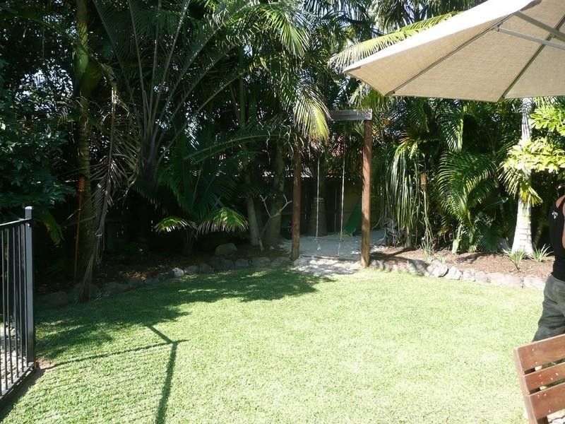 16 Bellevue Street, Bli Bli QLD 4560