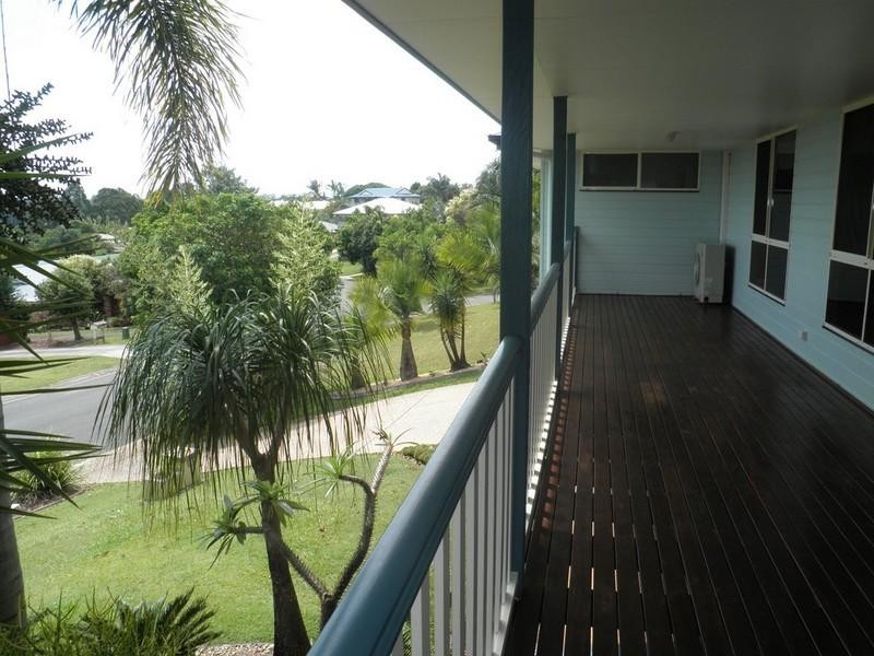 30 Samantha Drive, Bli Bli QLD 4560