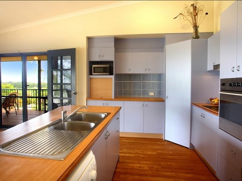 17 Caitlin Place, Bli Bli QLD 4560