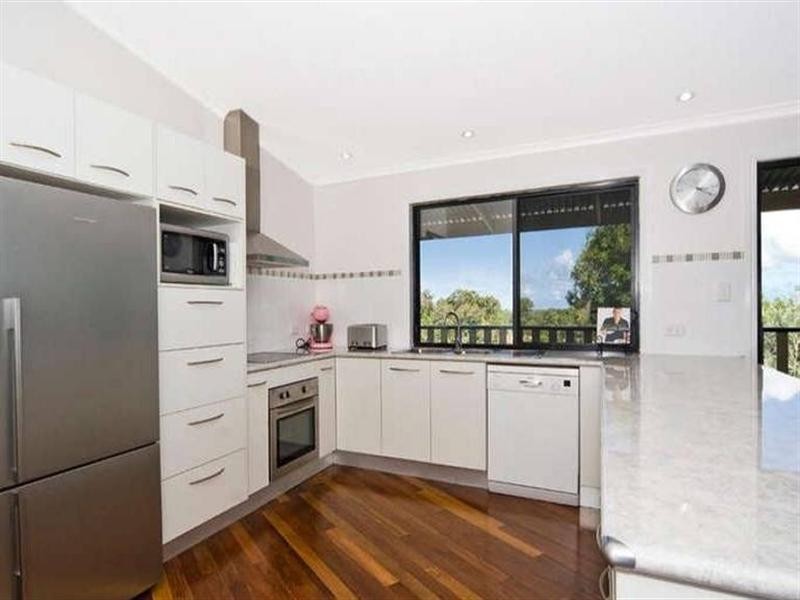 24 Fairview Close, Bli Bli QLD 4560