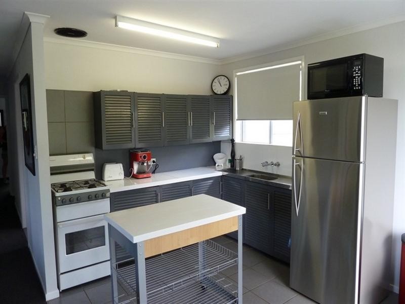 1 Bellevue Street, Bli Bli QLD 4560
